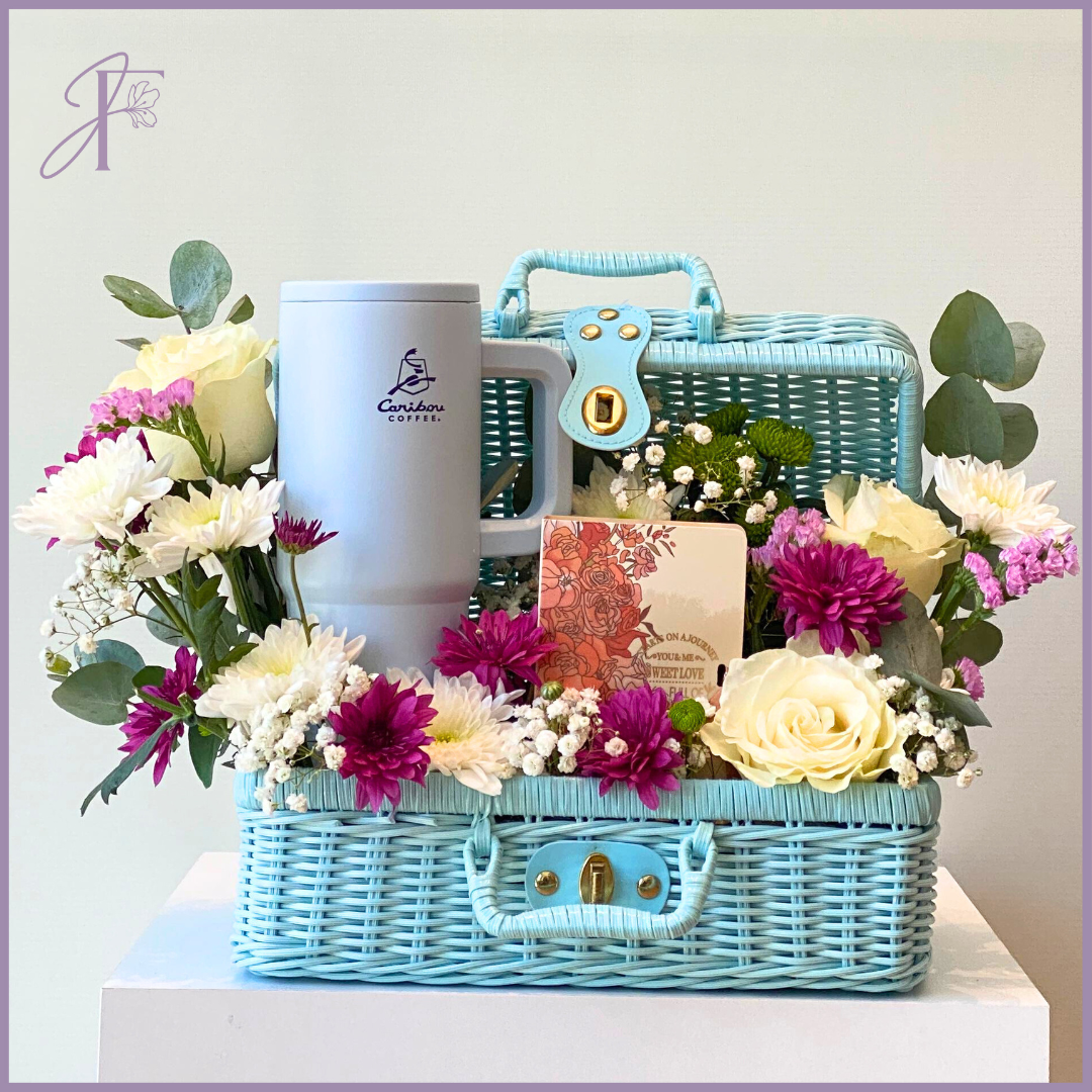 Caribou Floral Basket Gift - سلة كاريبوه المزهرة – flowers, delivered in Bahrain