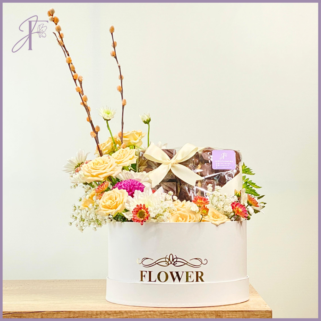 Golden Bloom Chocolate Box – chocolate, delivered in Bahrain