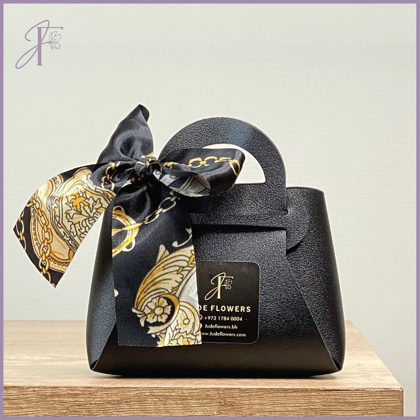Black Petite Gift Bag – gift accessories, delivered in Bahrain