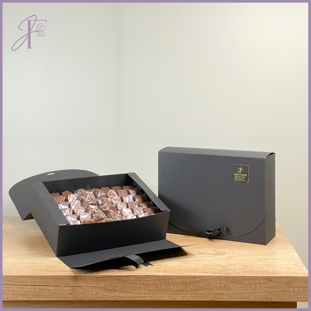 Dolcetta Delight Box – chocolate, delivered in Bahrain