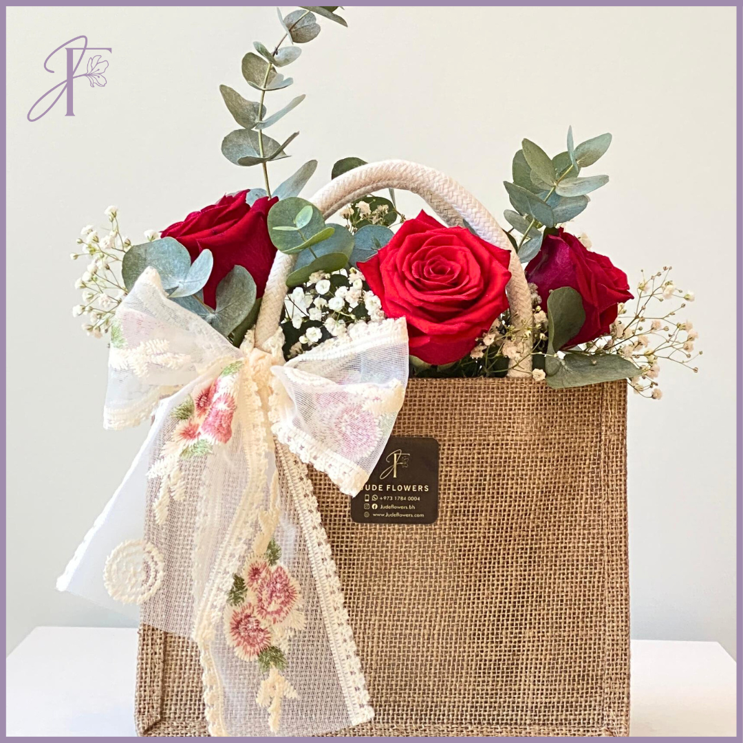 Romantic Red Rose Bag with Chocolates – flowers, delivered in Bahrain