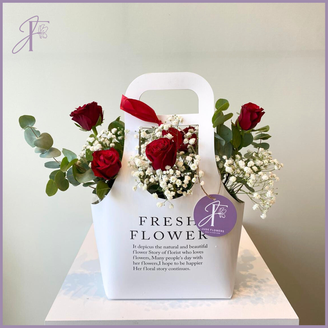 Romantic Bag Bouquet – flowers, delivered in Bahrain