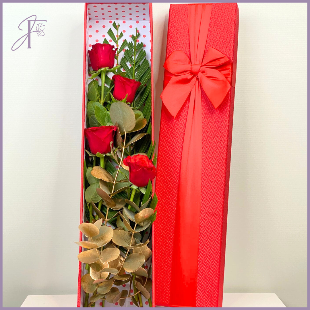 Scarlet Essence – flowers, delivered in Bahrain