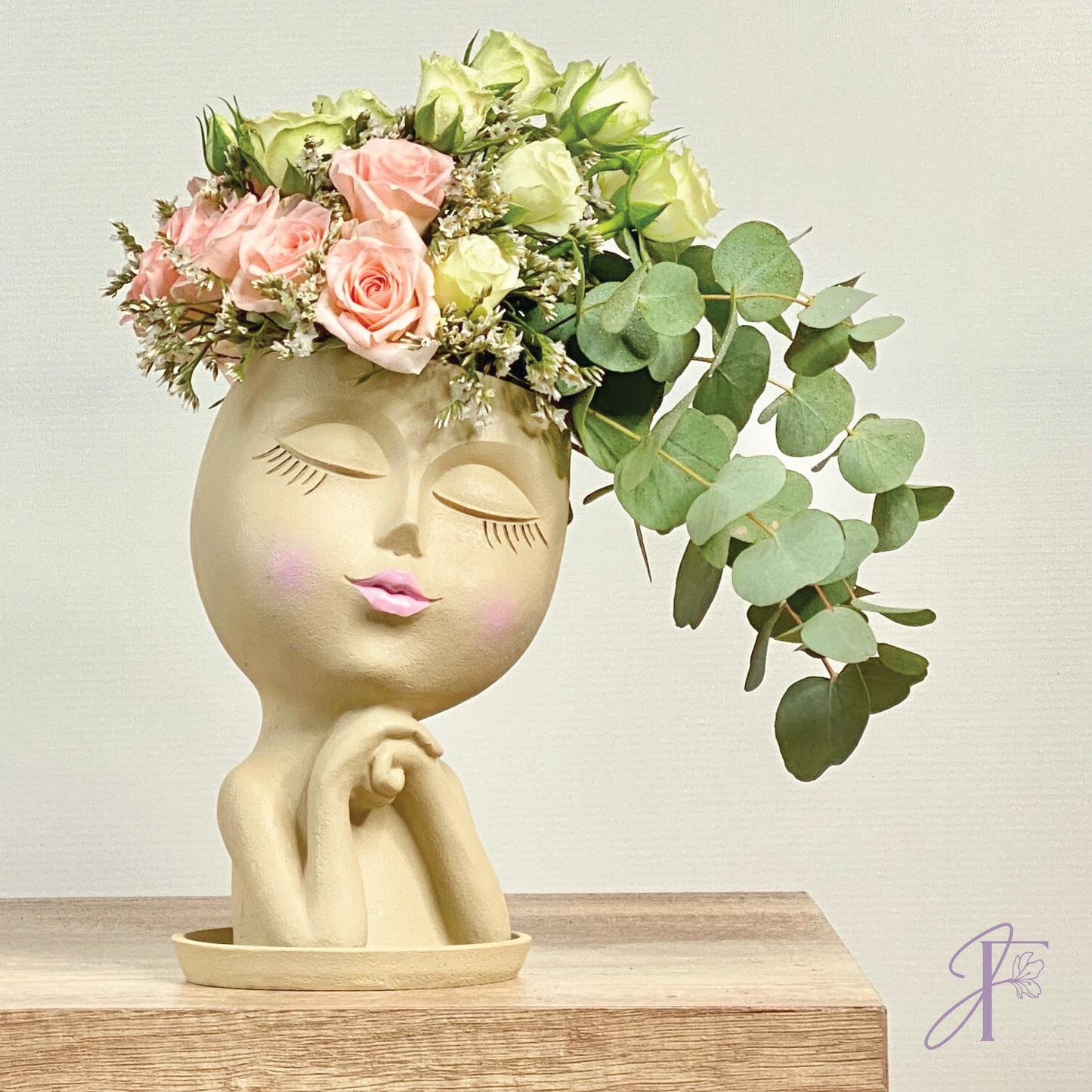 Flowers, delivered in Bahrain
