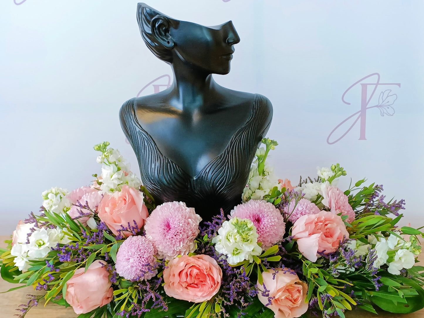 Flowers, delivered in Bahrain