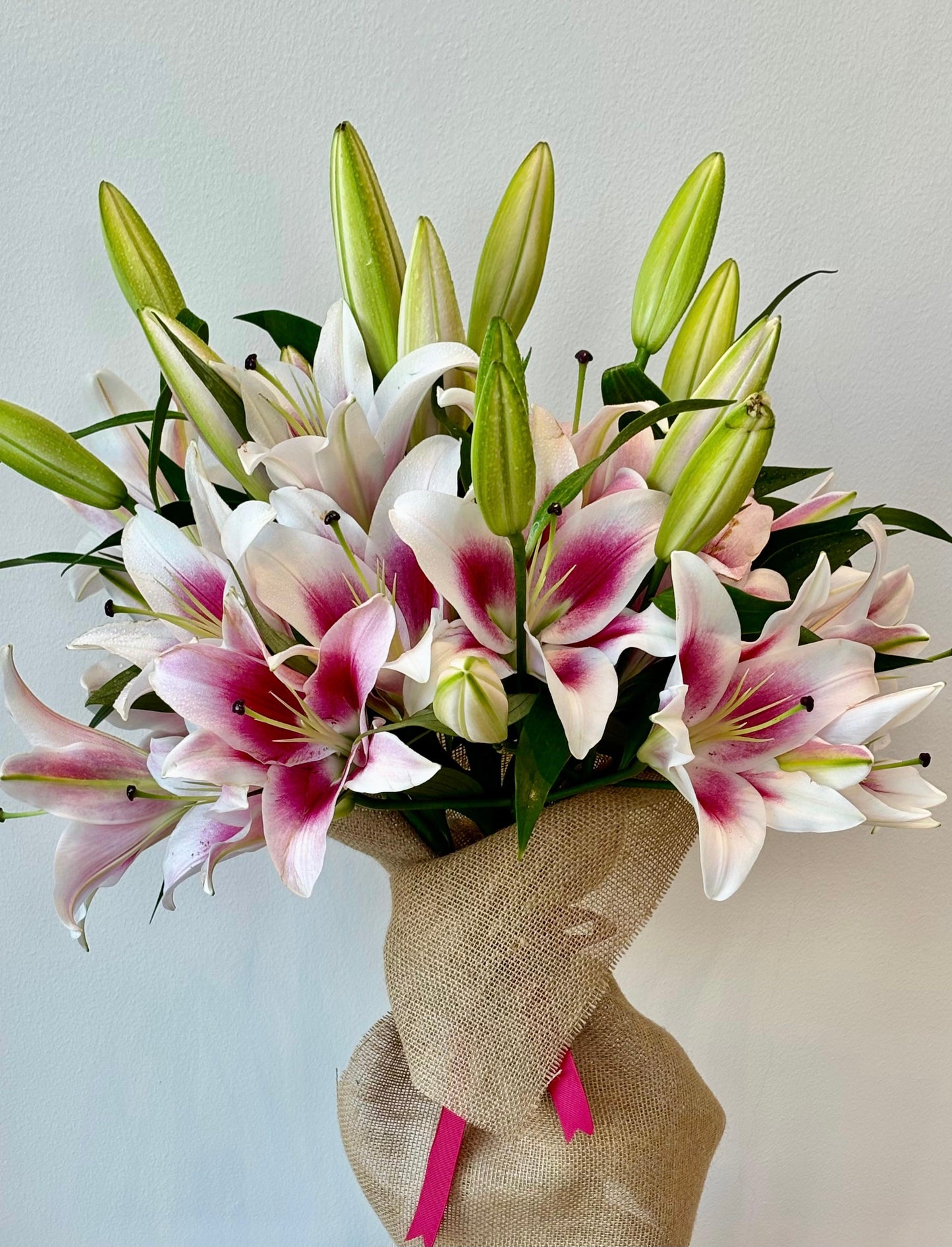 The Gift – flowers, delivered in Bahrain