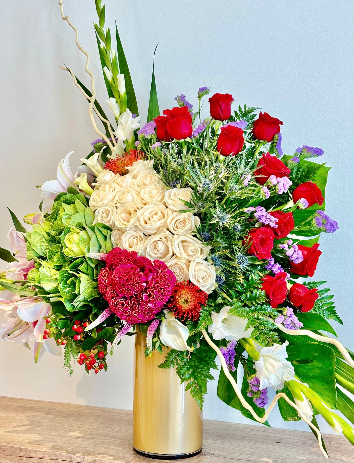 Jude Flowers - Customized Bouquet – flowers, delivered in Bahrain