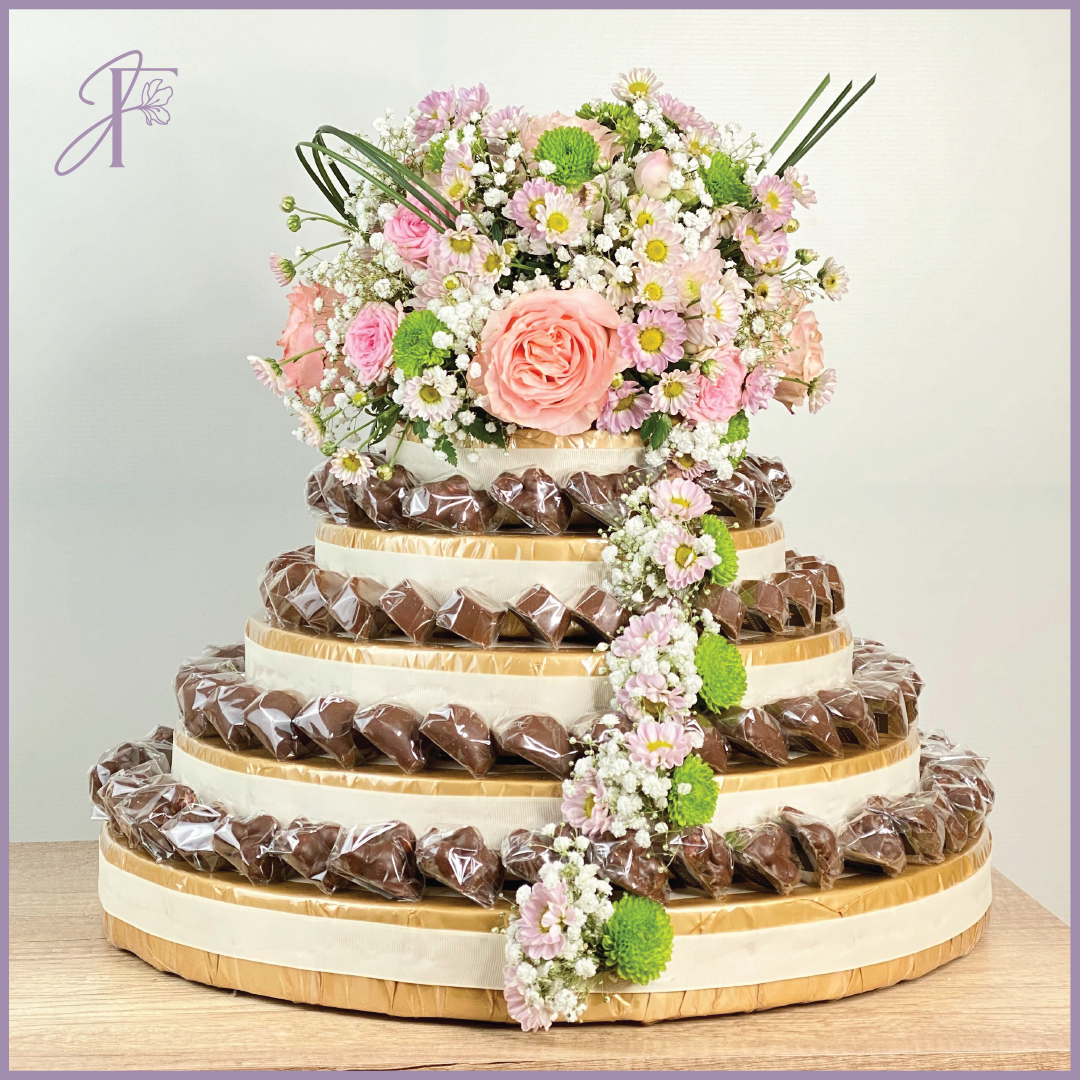 DOLCETTA Tower: Chocolates & Flowers - برج دولسيتا - شوكولاتة وزهور – chocolate, delivered in Bahrain