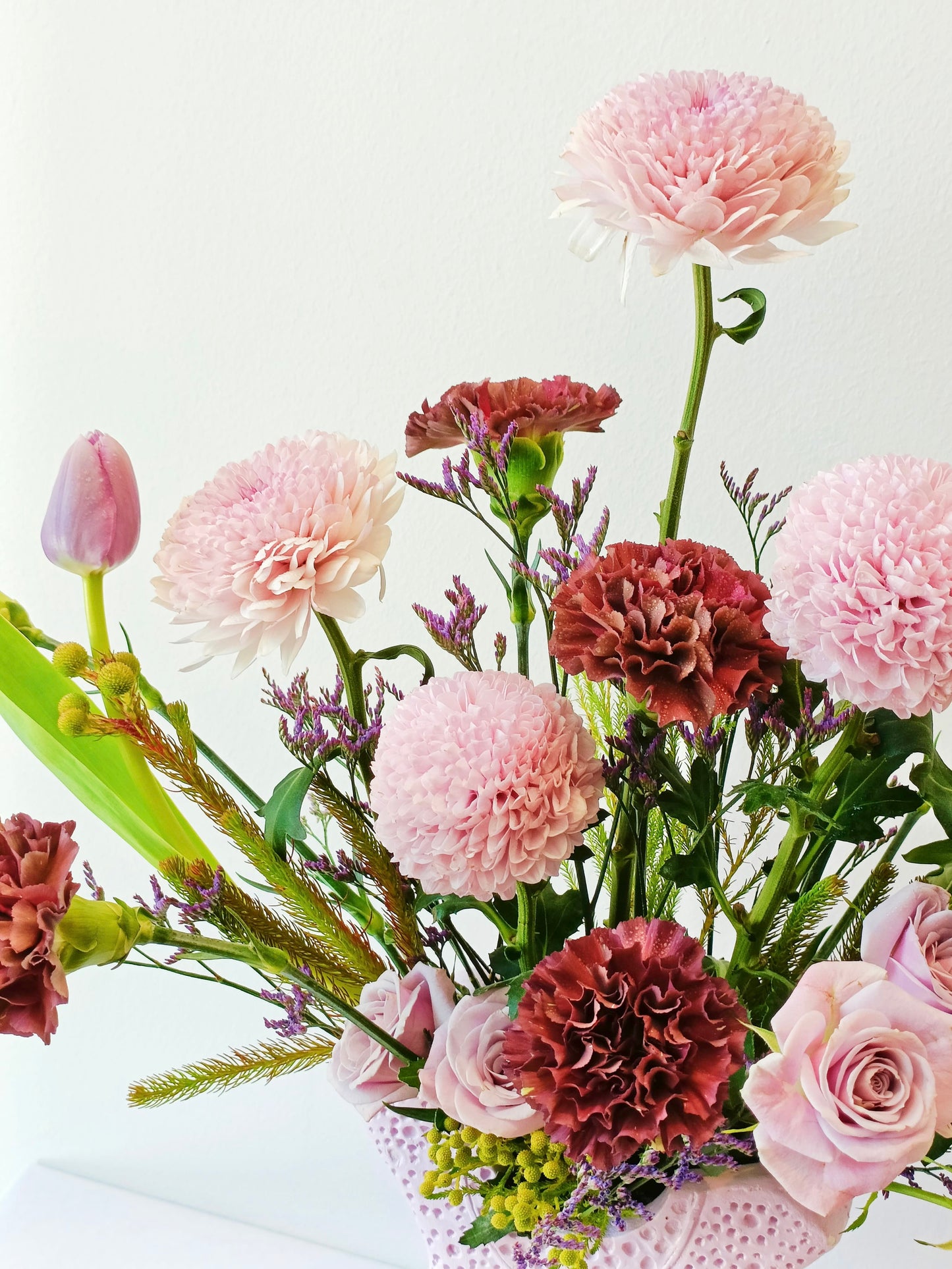 Flowers, delivered in Bahrain