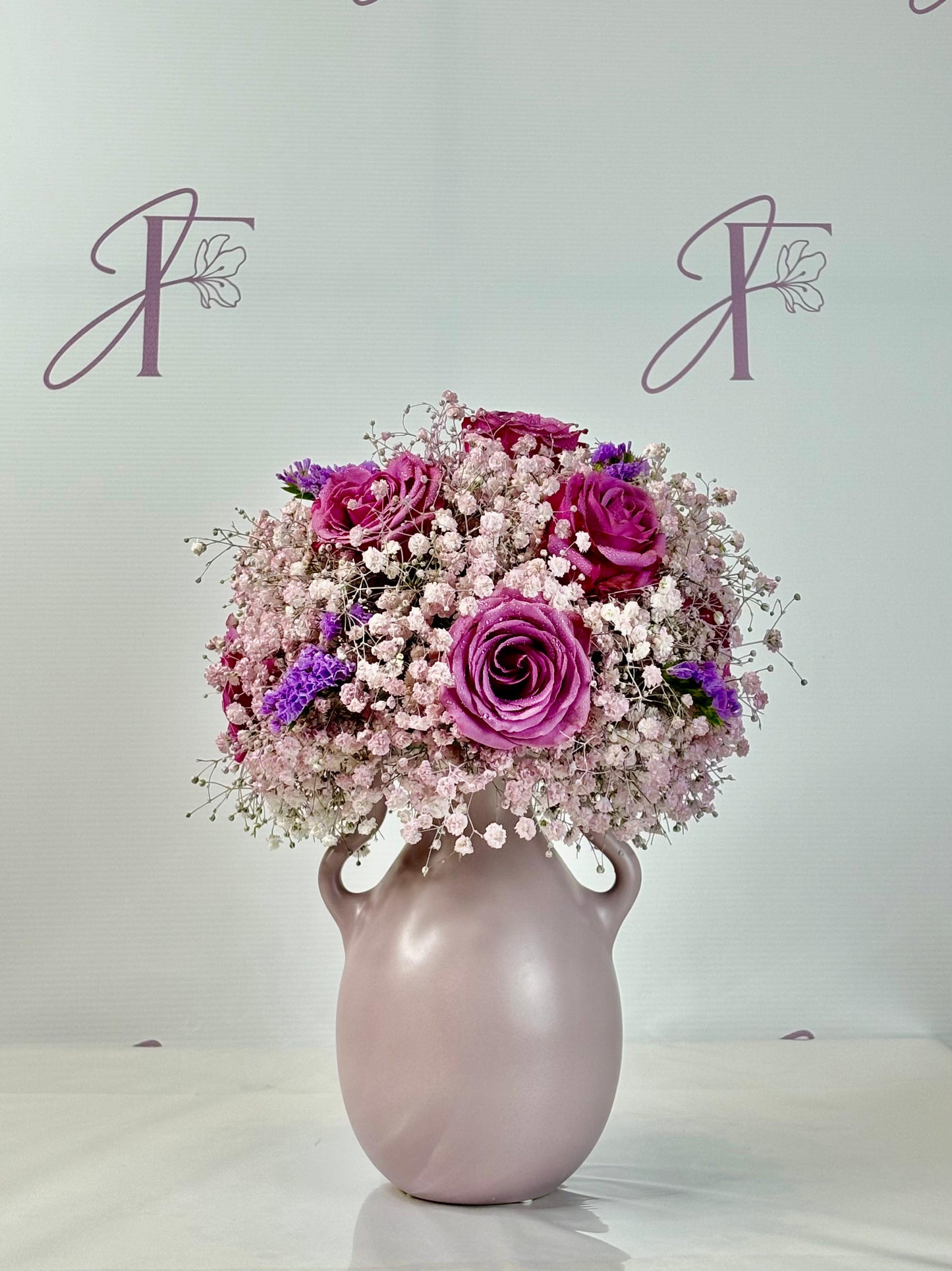 Flowers, delivered in Bahrain