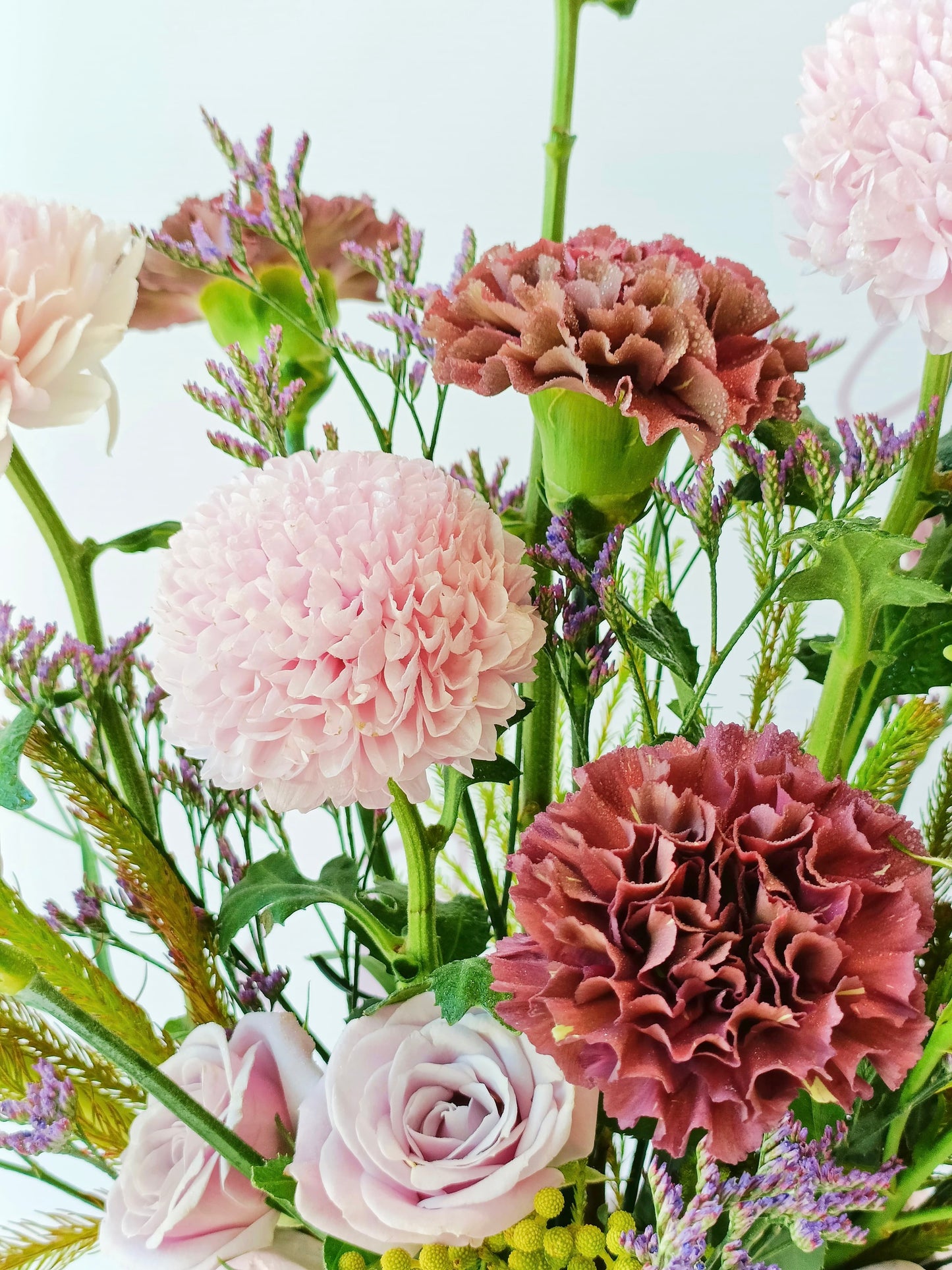 Flowers, delivered in Bahrain