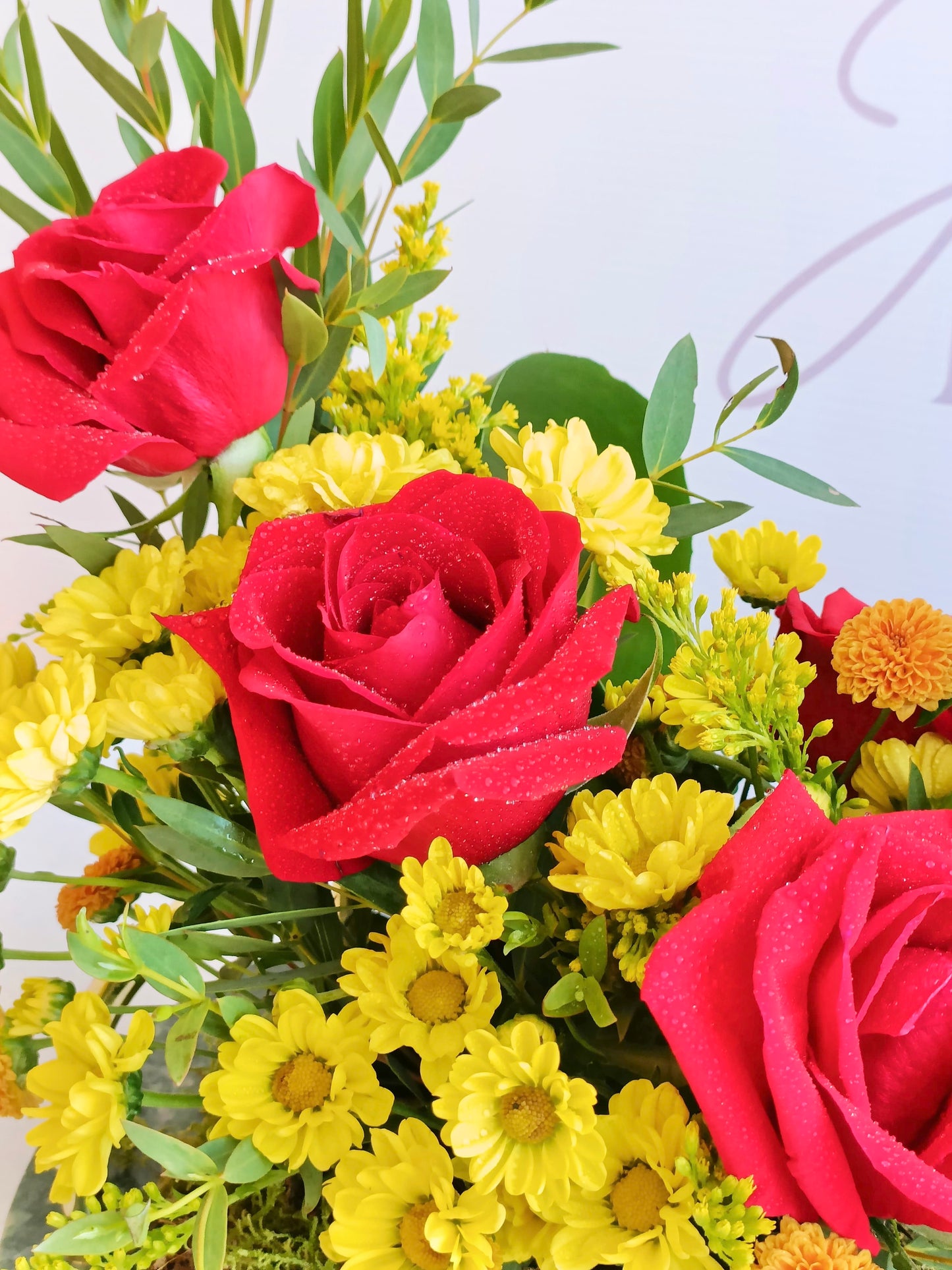 Flowers, delivered in Bahrain
