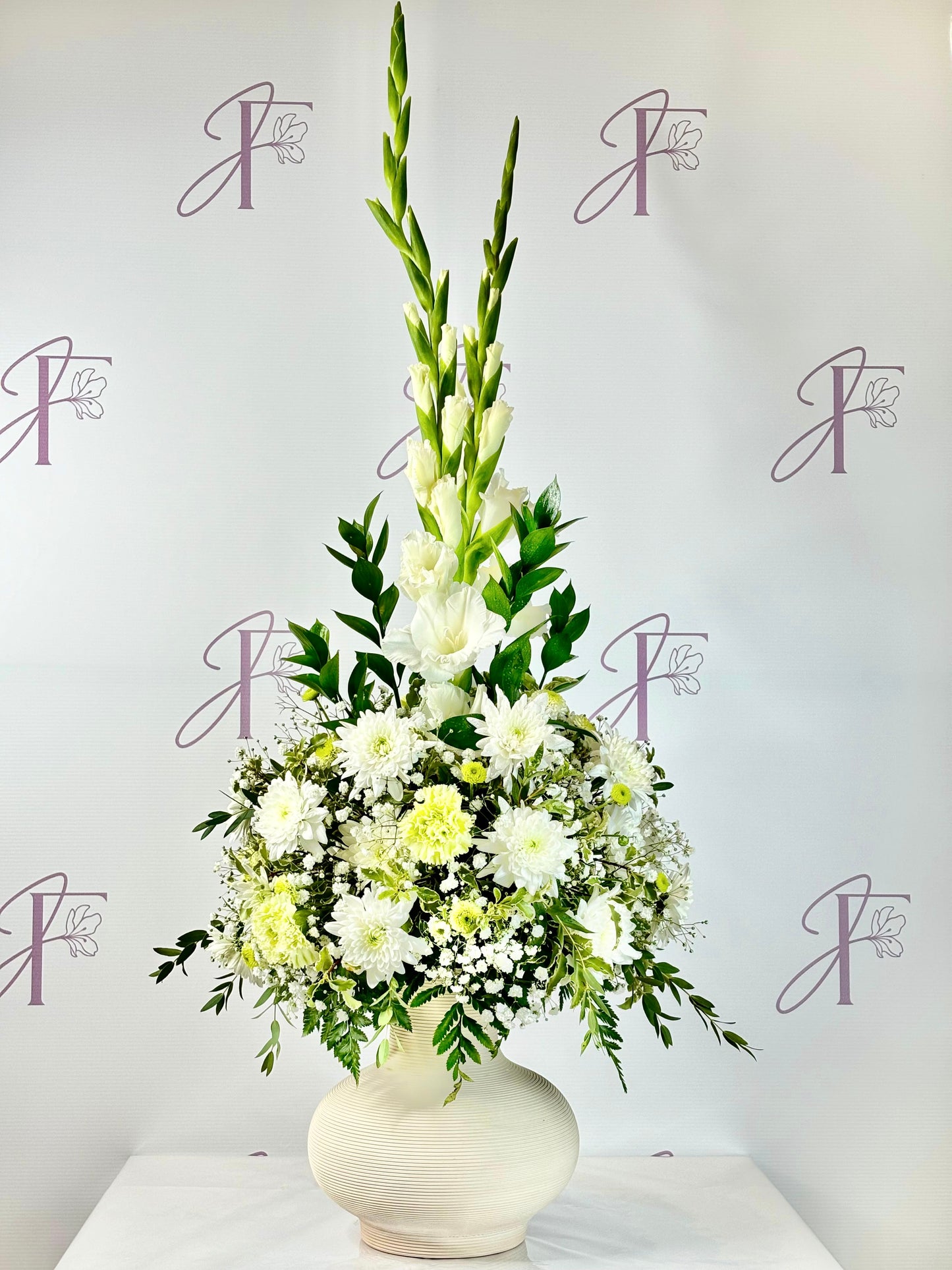 Botanical Calm – flowers, delivered in Bahrain