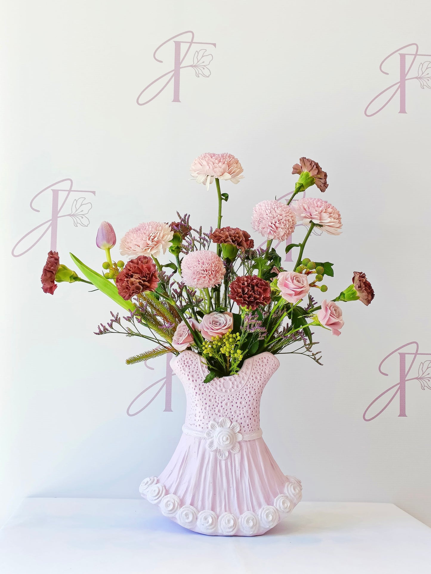 Flowers, delivered in Bahrain
