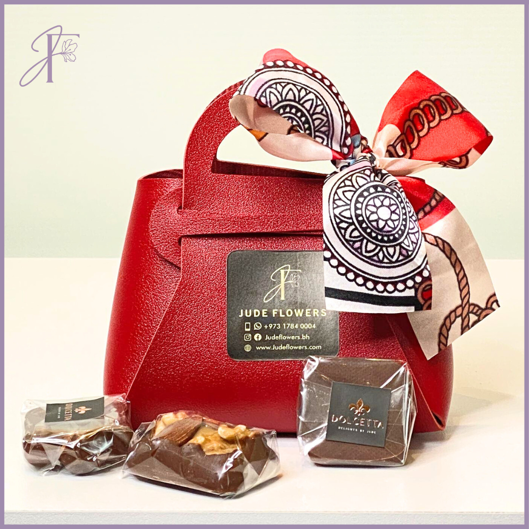 Dolcetta Rouge Bag – Small - Dolcetta Belgium Chocolate Assortment – chocolate, delivered in Bahrain