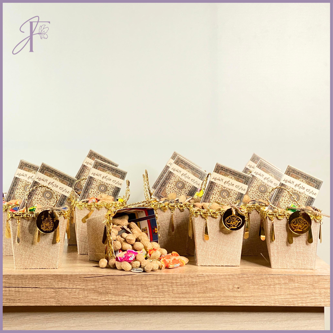 Gurgaoun Gift Set – 12 Pieces with Ramadan Kareem Acrylic & Greeting Card – flowers, delivered in Bahrain