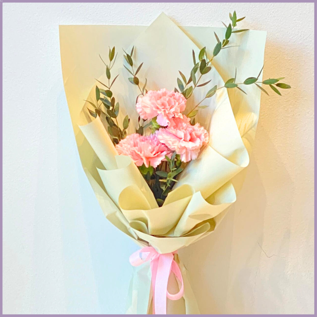 A Petite Gesture - Mini Carnation Bouquet