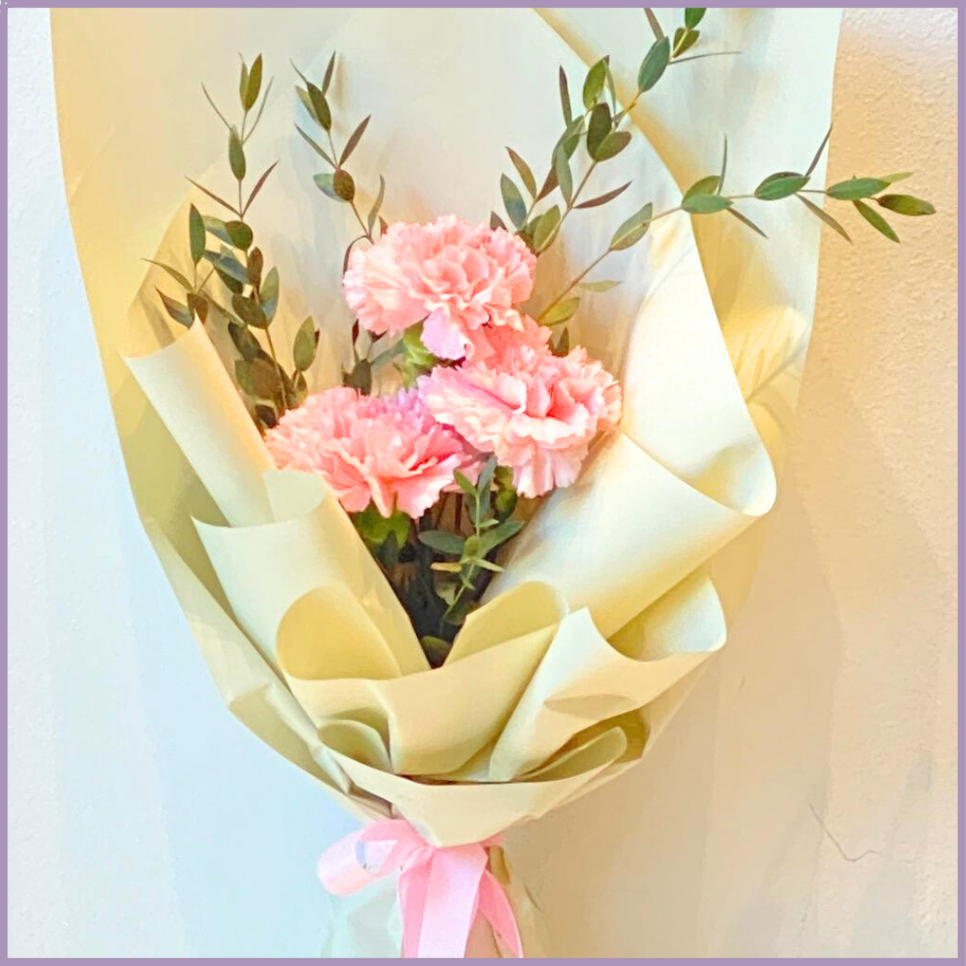 A Petite Gesture - Mini Carnation Bouquet