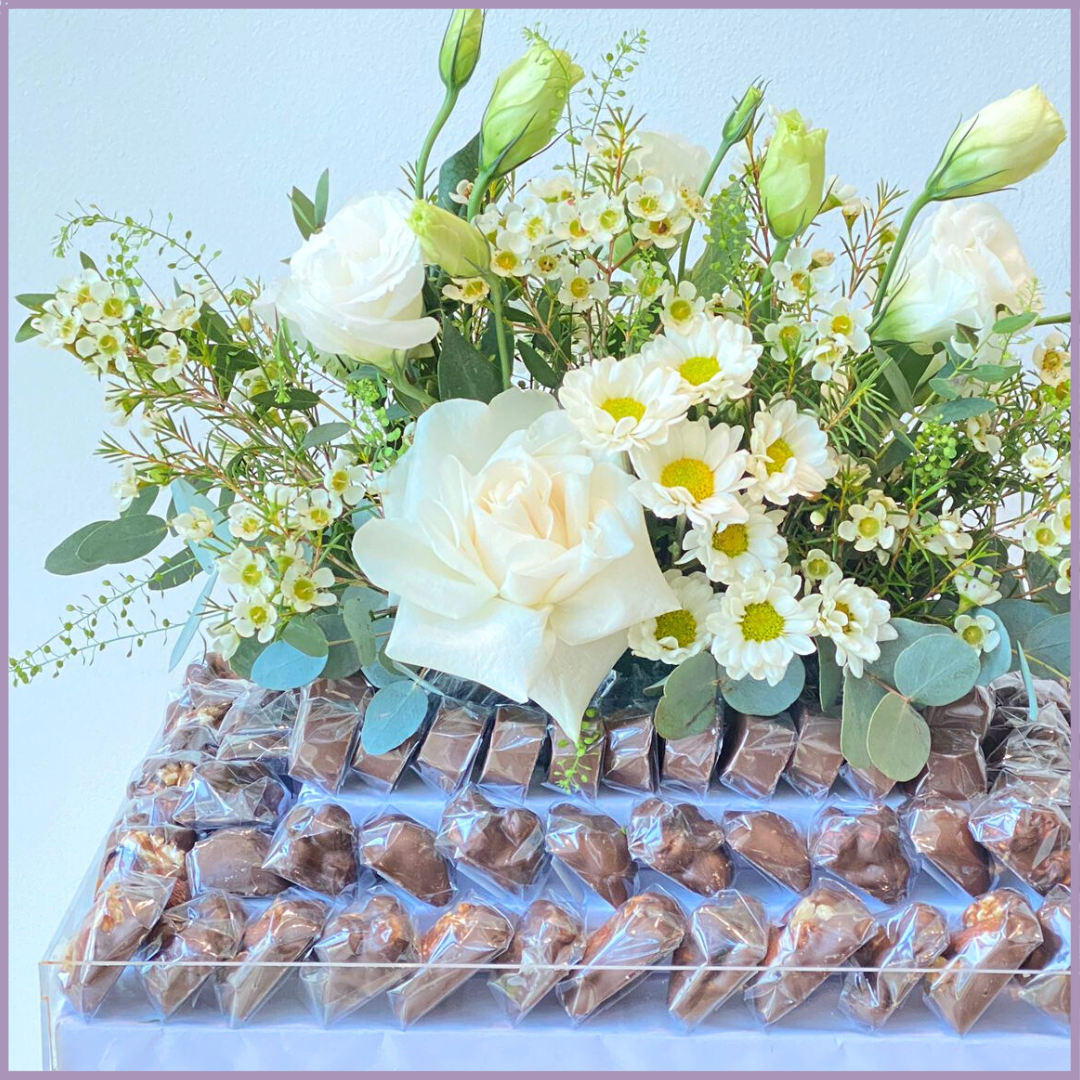 White Elegance Bloom Tray with Dolcetta Chocolates