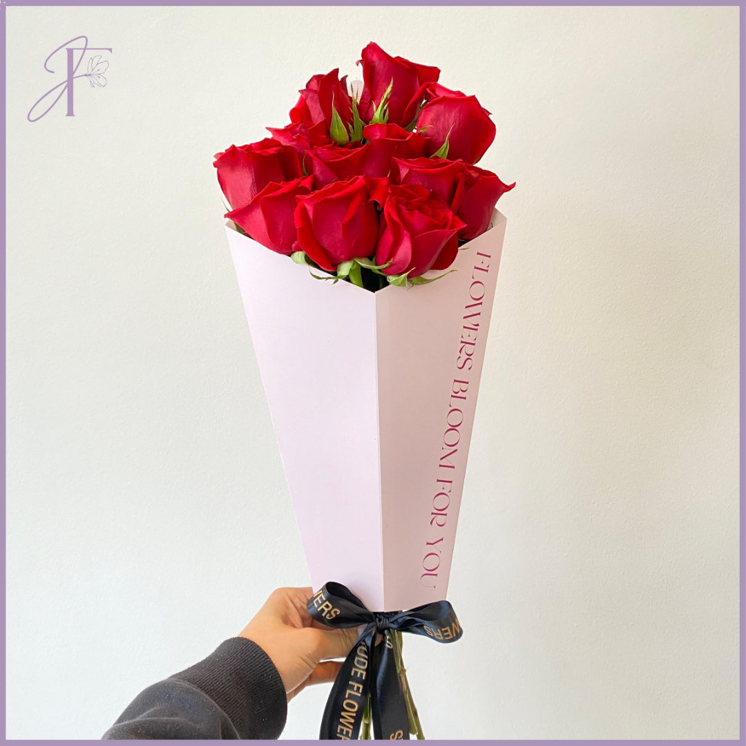 Jude's Elegant Rose Carrier