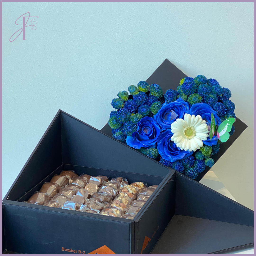 The Royal Blue Heart Gift Box for Fathers (20cm x 24cm) - Flowers & Chocolates for Father's Day