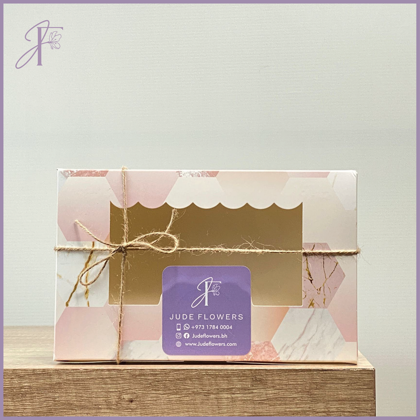 Elegant Pastel Chocolate Box - صندوق شوكولاتة أنيق بألوان الباستيل