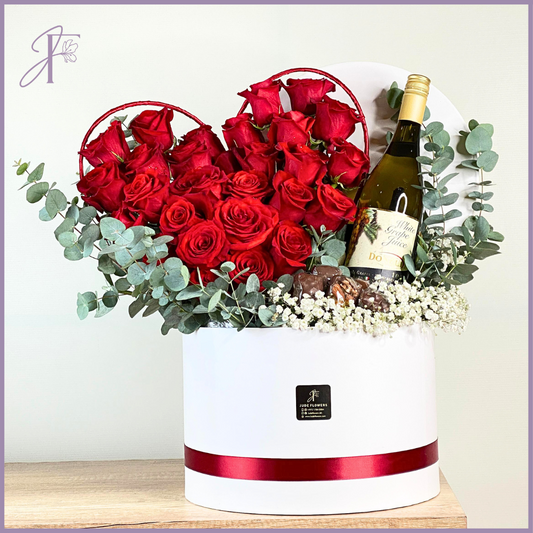 Dolcetta Roses Luxury Valentine's Box