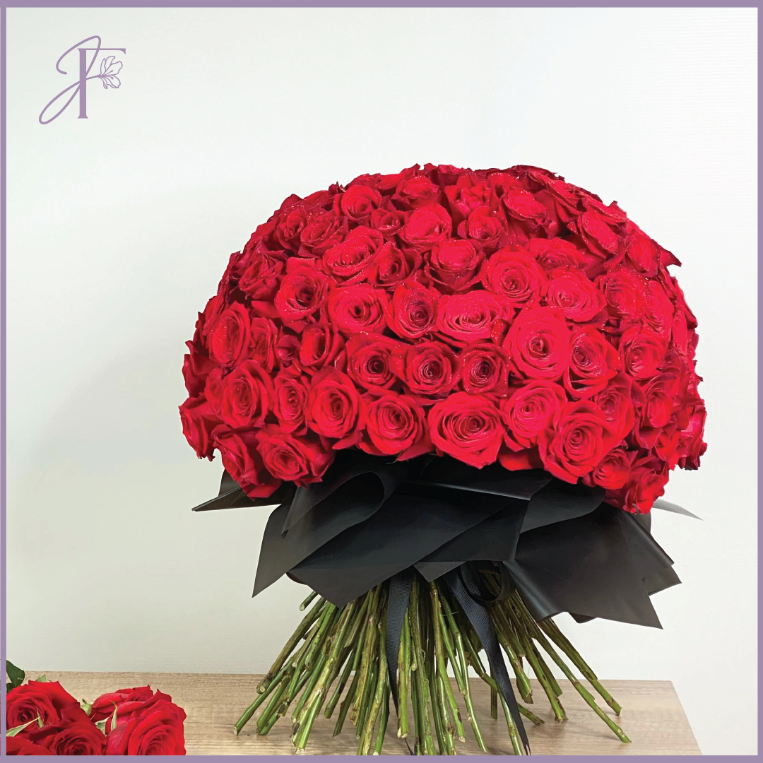 Eternal Love – 150 Rose Bouquet