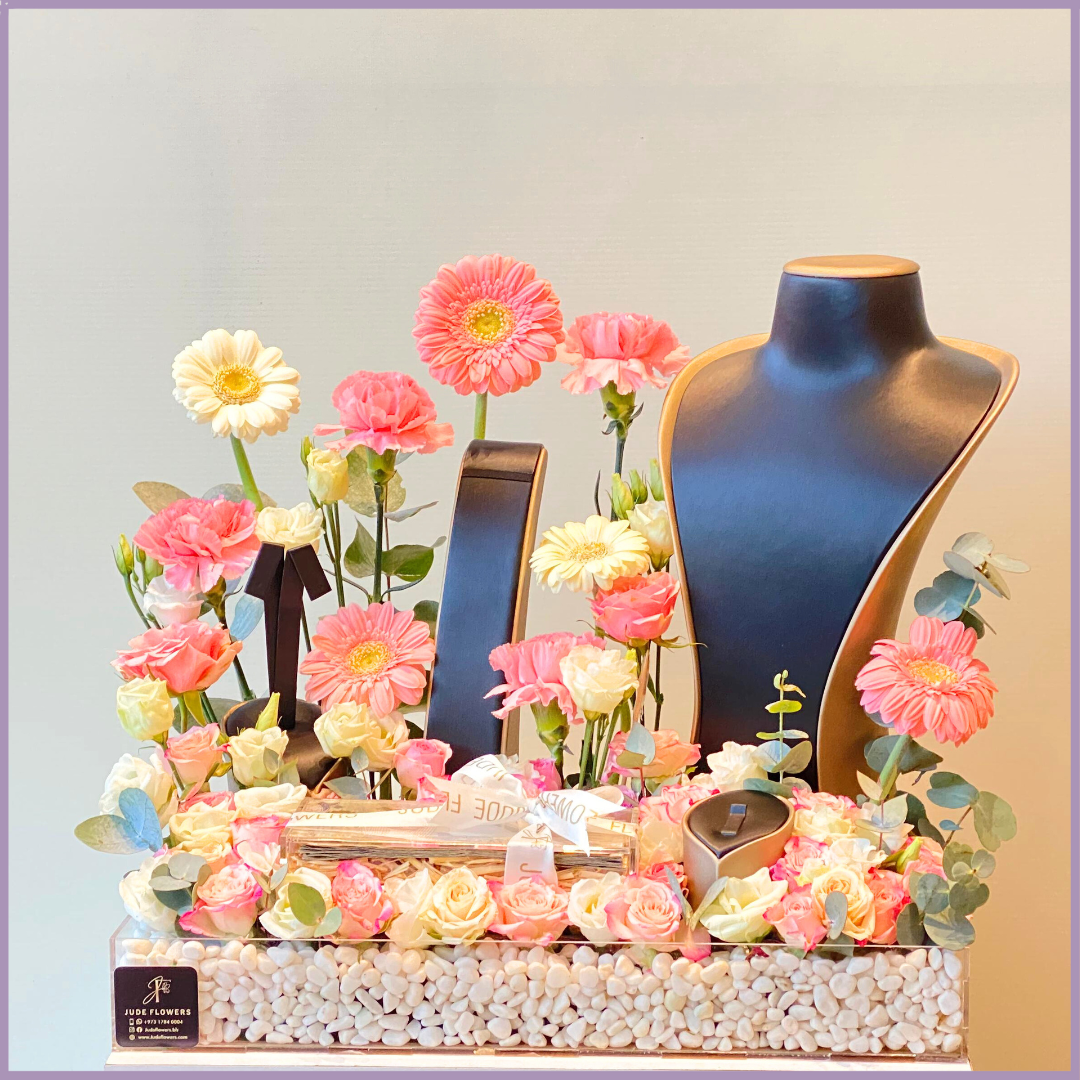 Floral Elegance Tray - Fresh Flowers with Jewelry Display