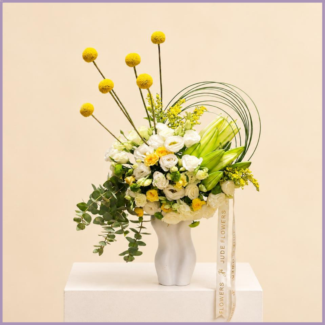 Golden Lily Elegance