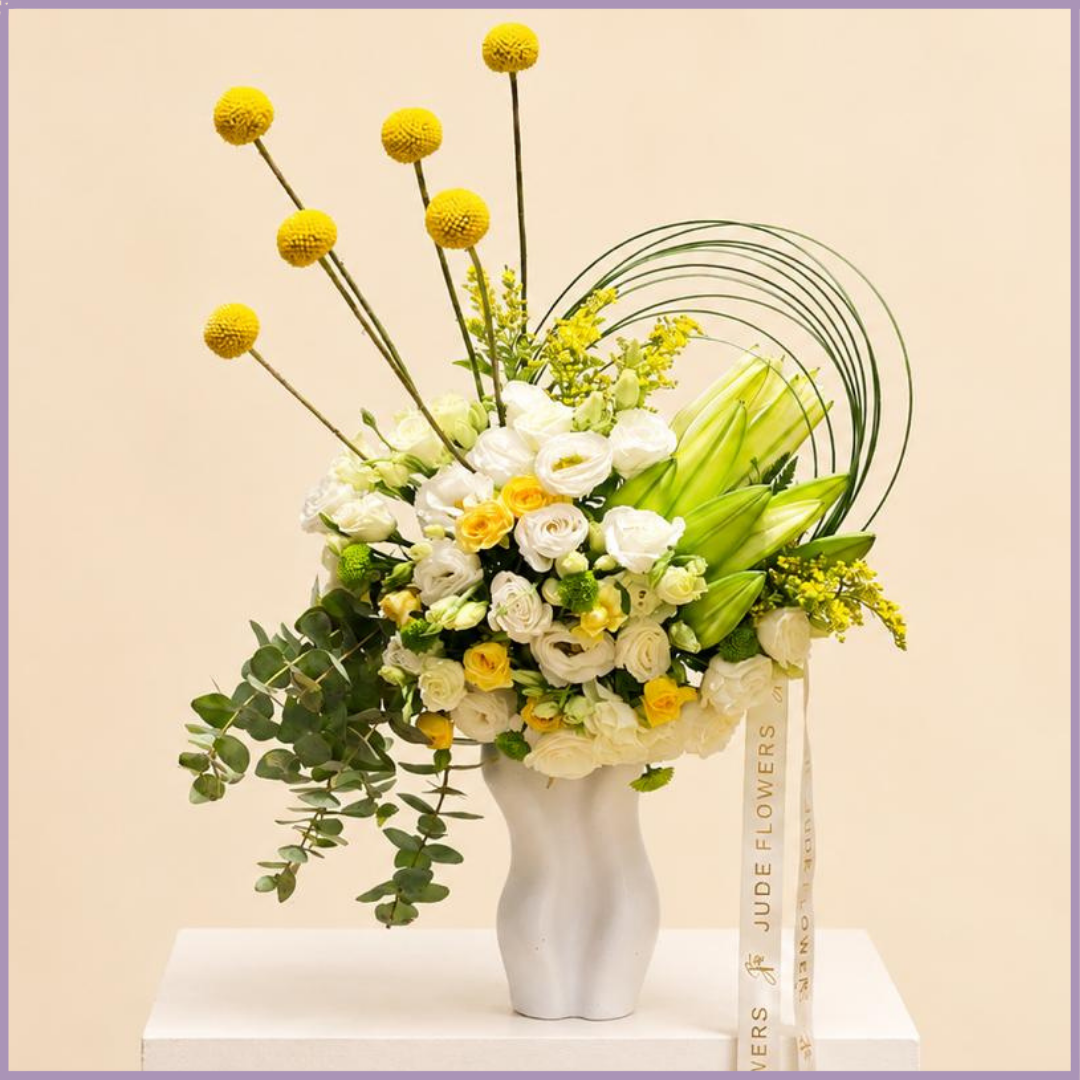 Golden Lily Elegance