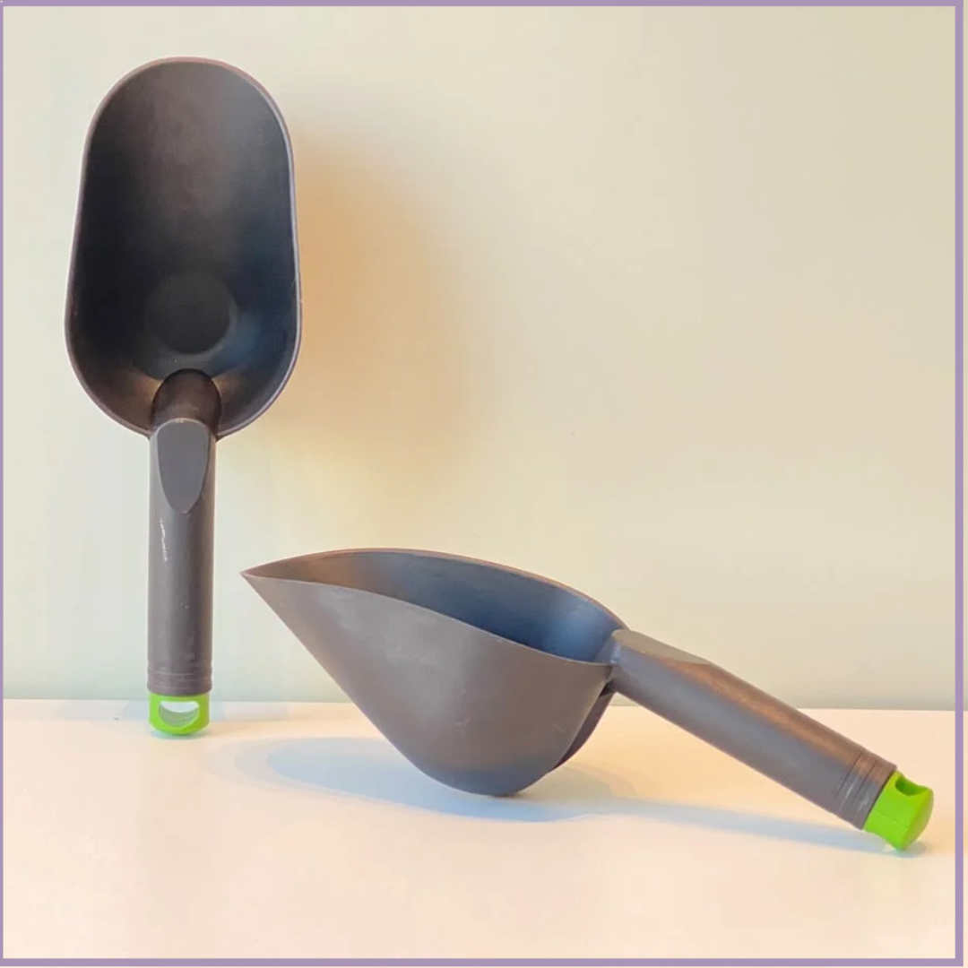 Hand Garden Soil Scoop – Planting &amp; Potting Tool