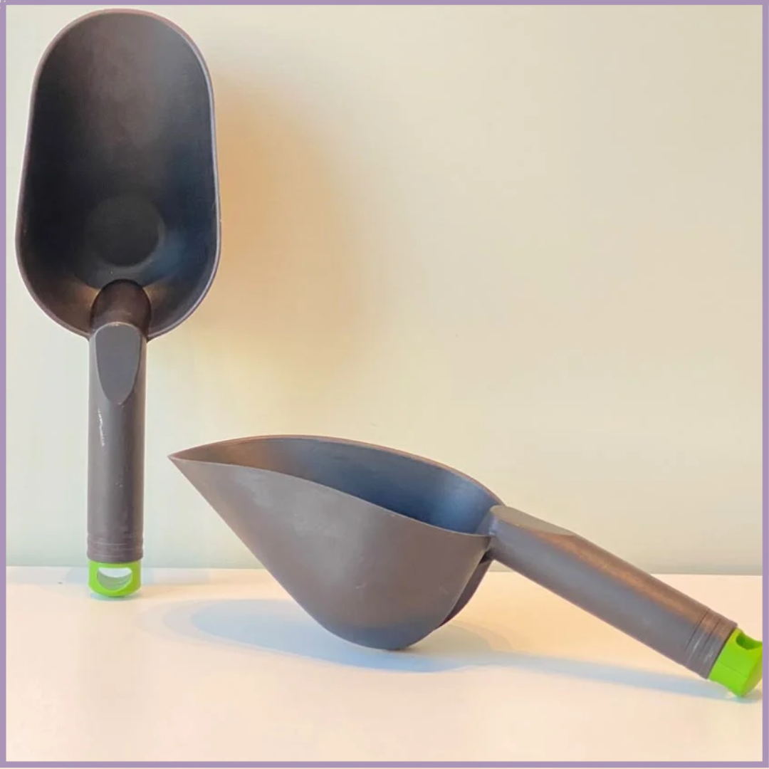 Hand Garden Soil Scoop – Planting &amp; Potting Tool