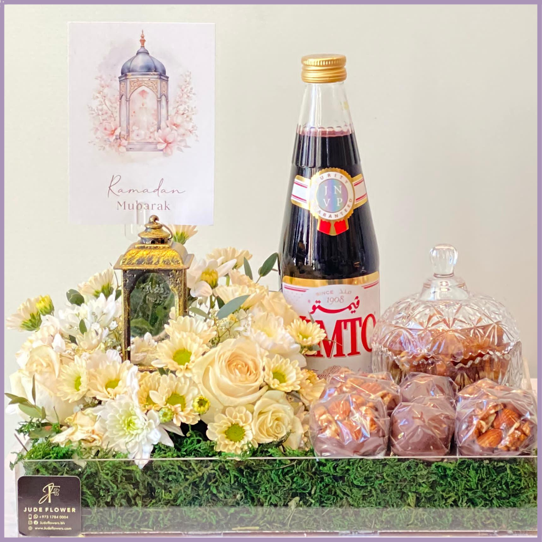 Ramadan Kareem Floral Vimto and Dates Gift Tray