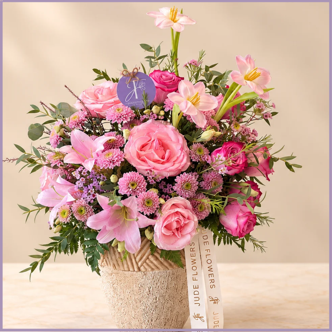Rosé Garden Elegance – Luxury Pink Floral Arrangement