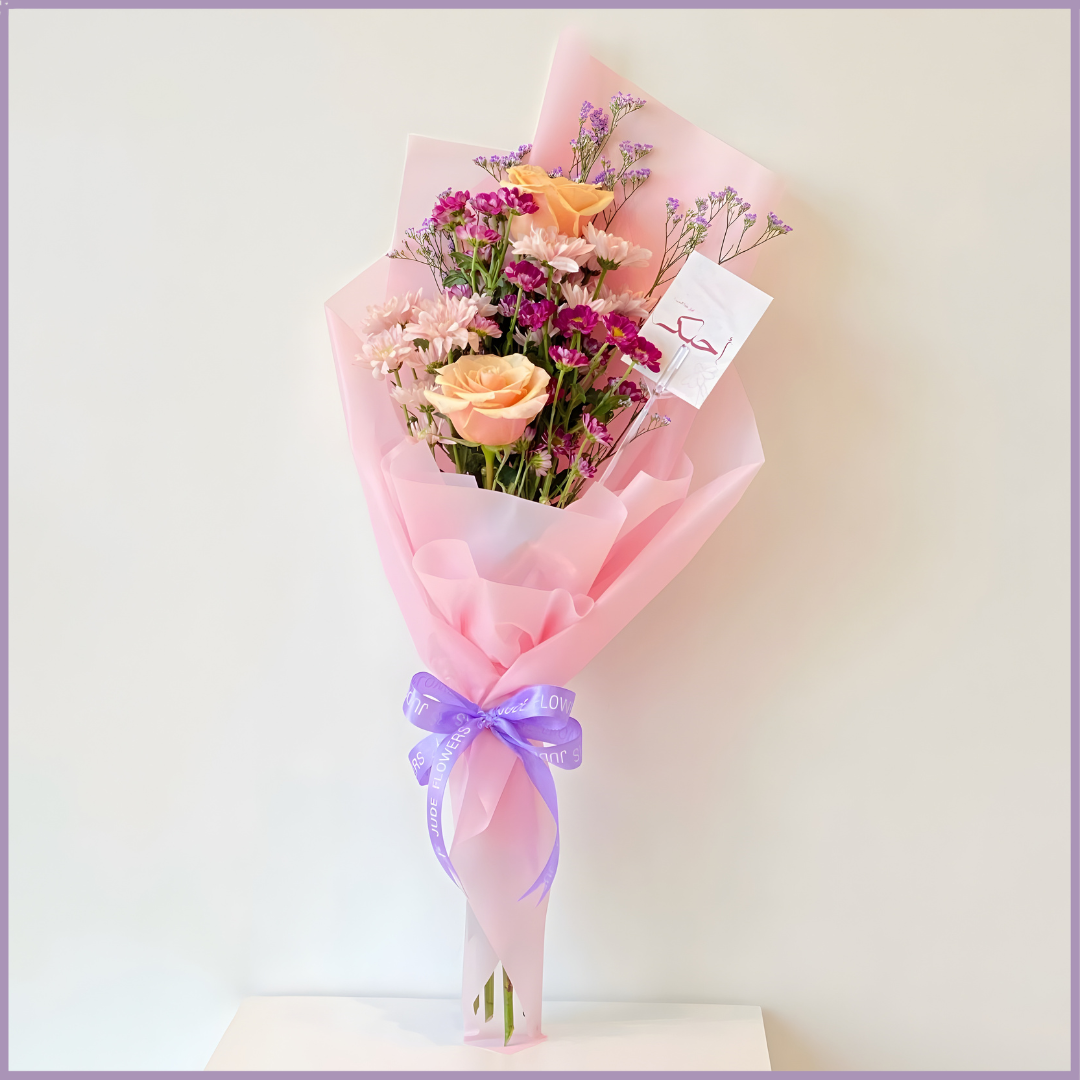 Sweet Celebration Rose & Santini Bouquet