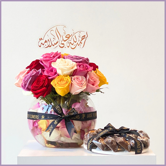 Grateful Bloom & Sweet Indulgence - Roses & Assorted Dolcetta Chocolates – chocolate, delivered in Bahrain