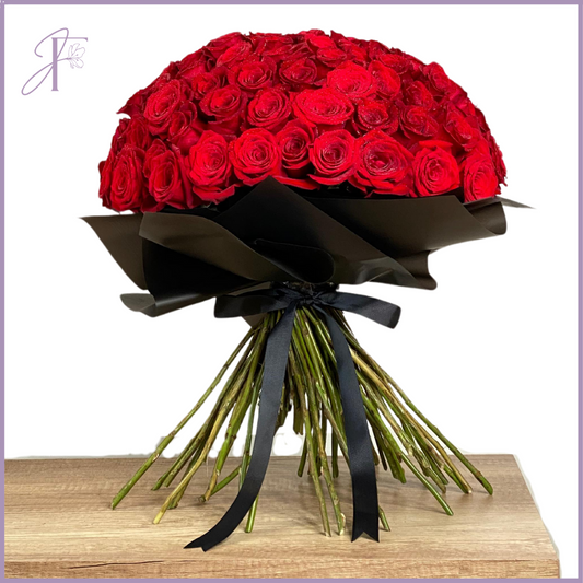 An Ocean of Love: 100 Blooms Weekly [Floral Subscription]