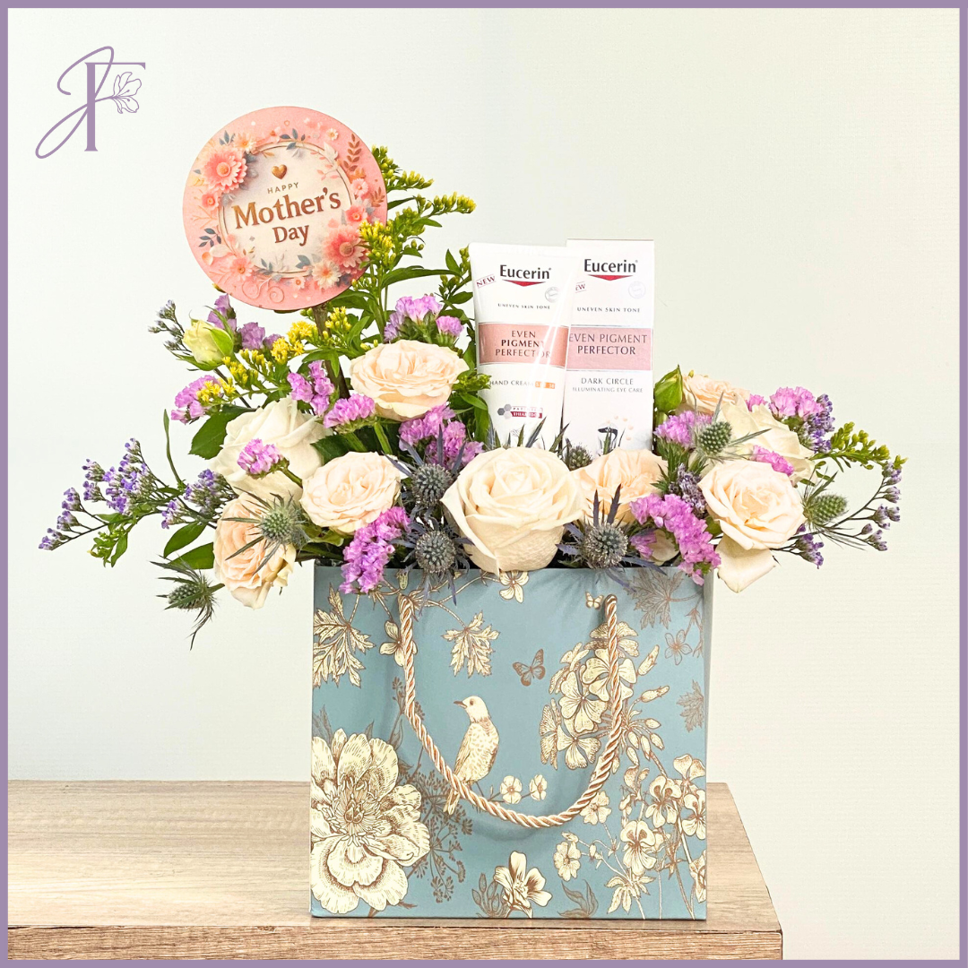 You Plus Eucerin Floral Mother's Day Gift Bag | حقيبة زهور يوبلس يوسيرين